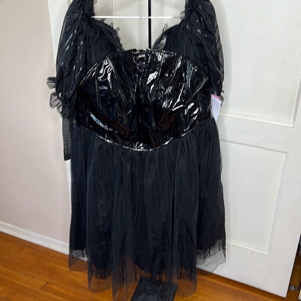 Hot Topic Beetlejuice Beetlejuice Delores Lace-Up Dress Plus Size 2 Nwt - Picture 2 of 8